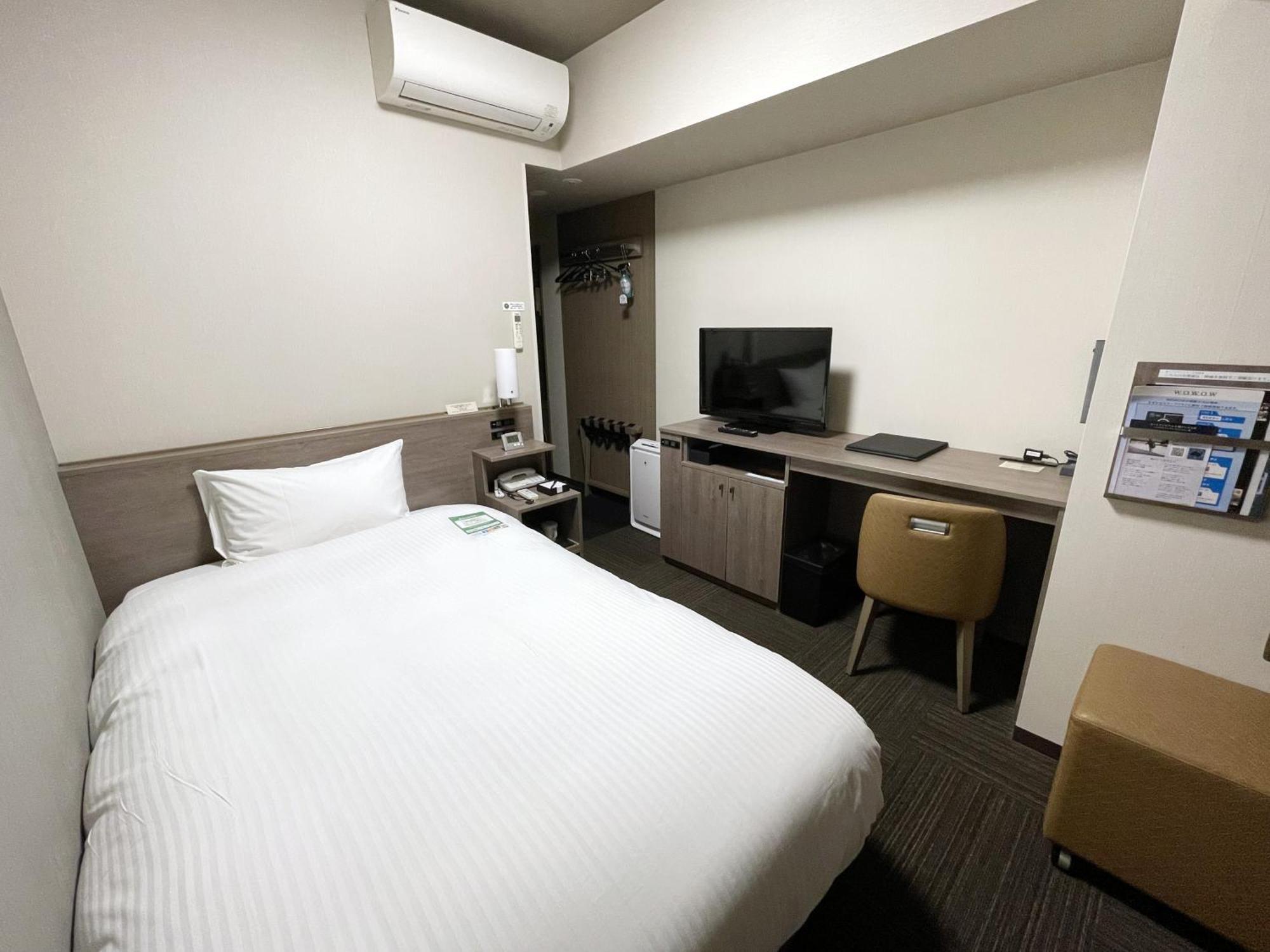 Hotel Route-Inn Osaka Takaishi -Hagoromo Ekimae- Bagian luar foto